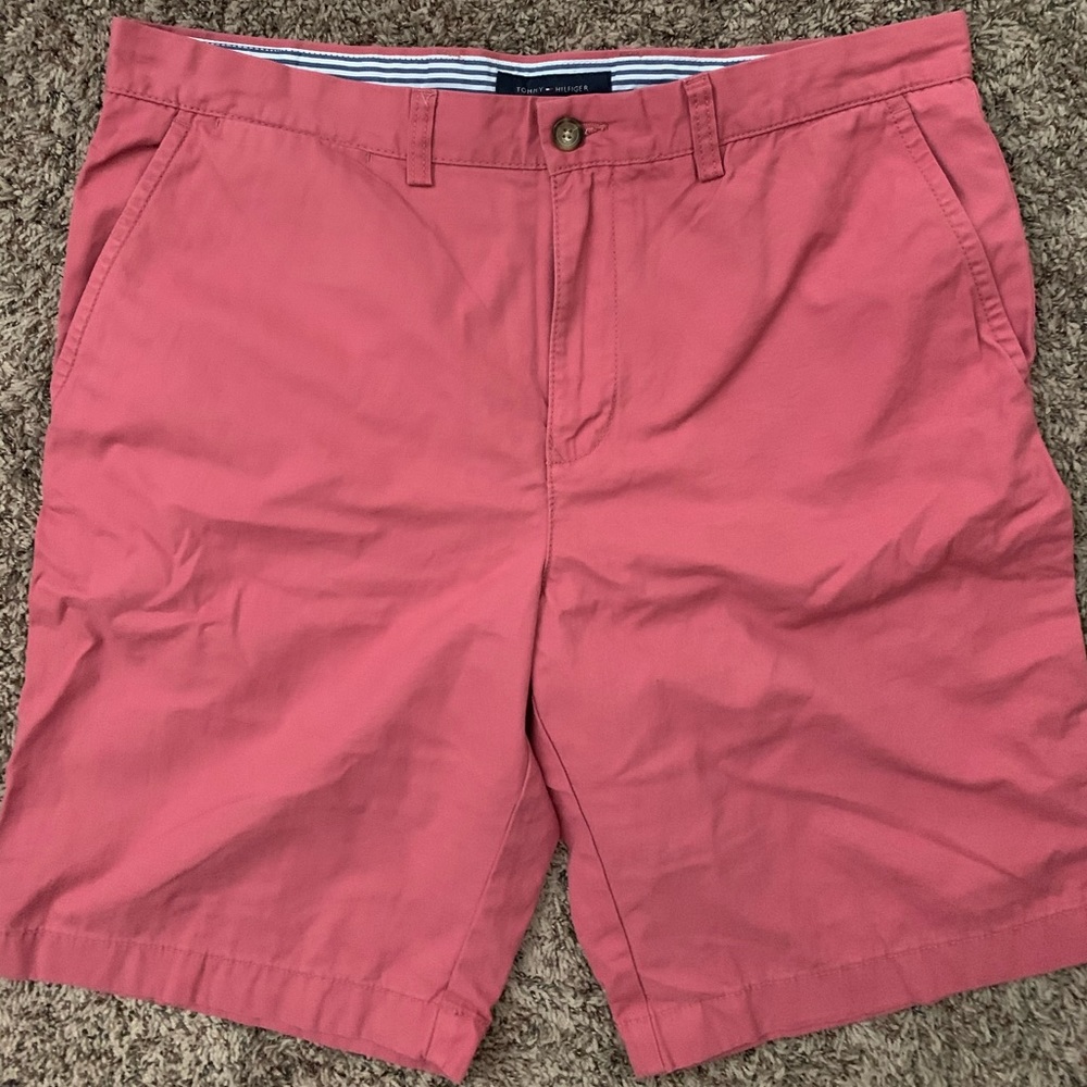 Tommy Hilfiger mens 36 shorts